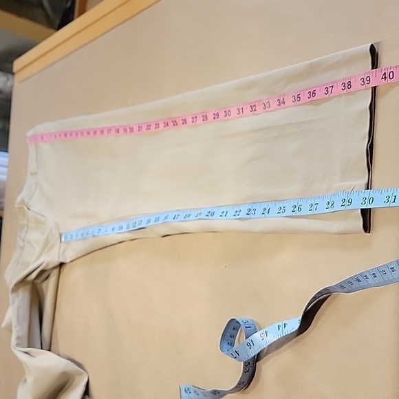 Talbots Size 4 Curvy Tan / Khaki Pants, Straight Leg, Excellent Used Condition - Picture 10 of 13